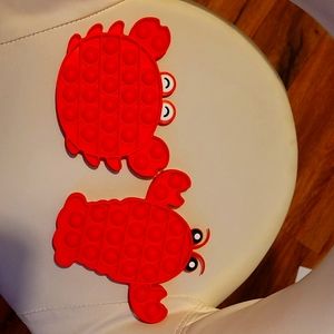 Lobster and crab pop it pack